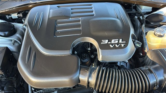 Used 2019 Dodge Charger SXT w/ Blacktop Package image 32