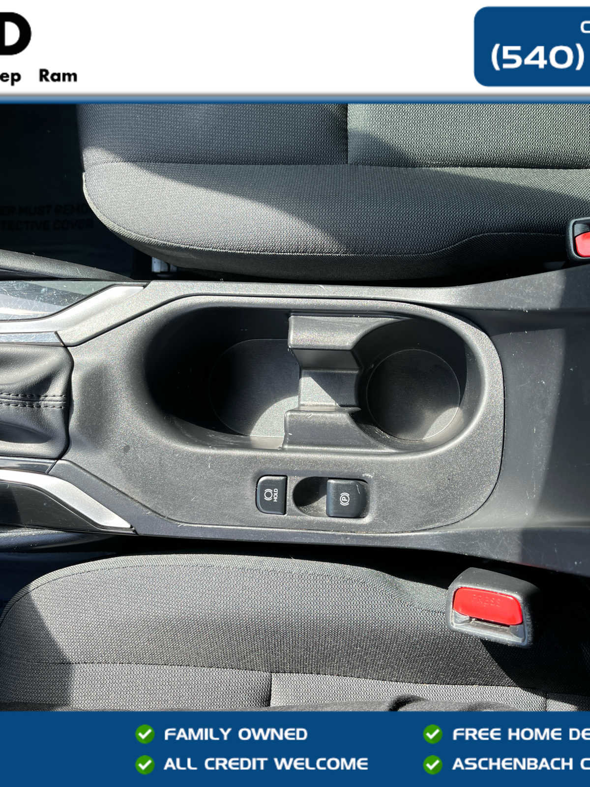 Used 2023 Toyota Corolla LE image 18