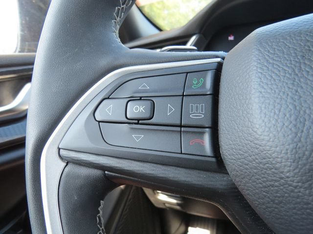 Used 2023 Jeep Grand Cherokee Altitude AWD/4WD image 18
