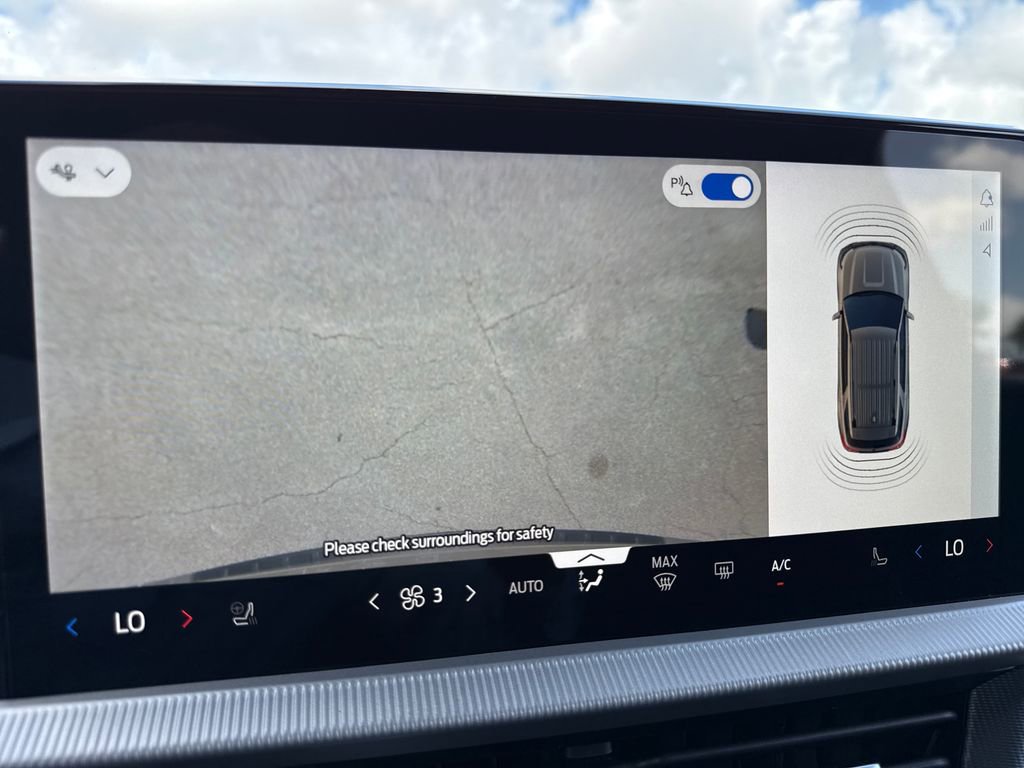 New 2026 Ford Explorer ST-Line RWD image 25