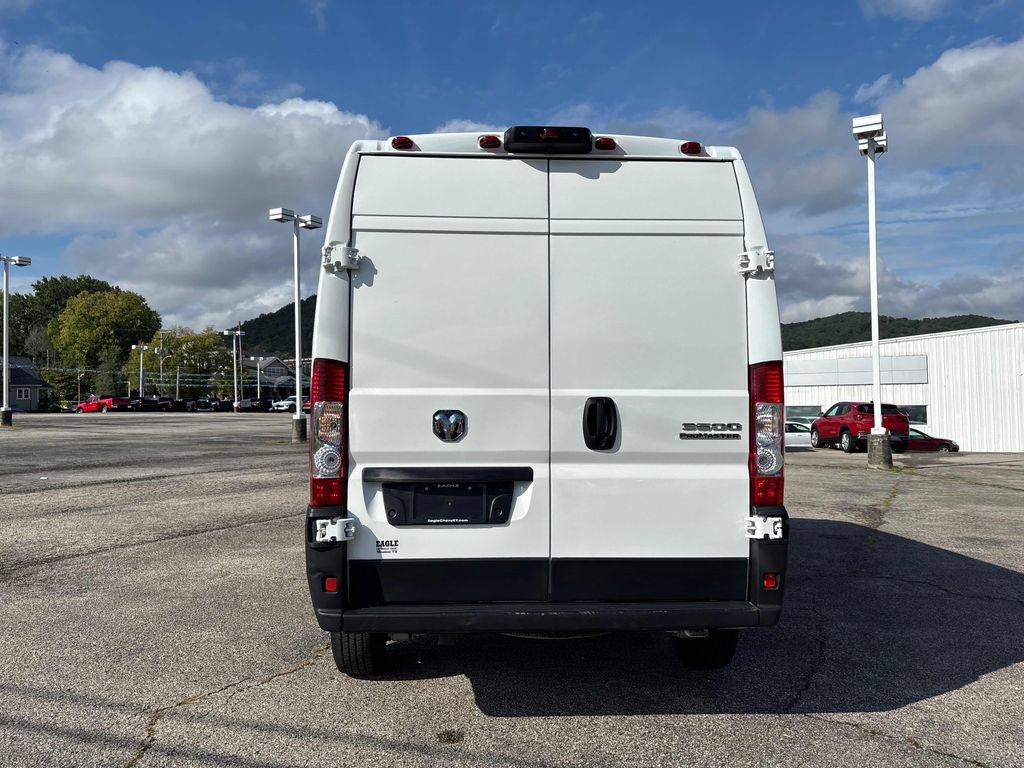 Used 2025 RAM ProMaster 3500 w/ Convenience Group FWD image 4