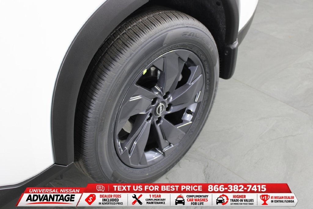 New 2026 Nissan Rogue SV FWD image 9