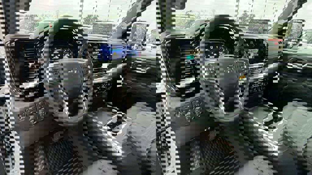 New 2026 Chevrolet Silverado 3500 LTZ w/ LTZ Plus Package image 19