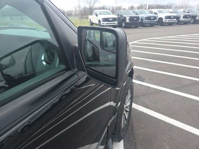 Used 2017 Ford Expedition XLT image 6