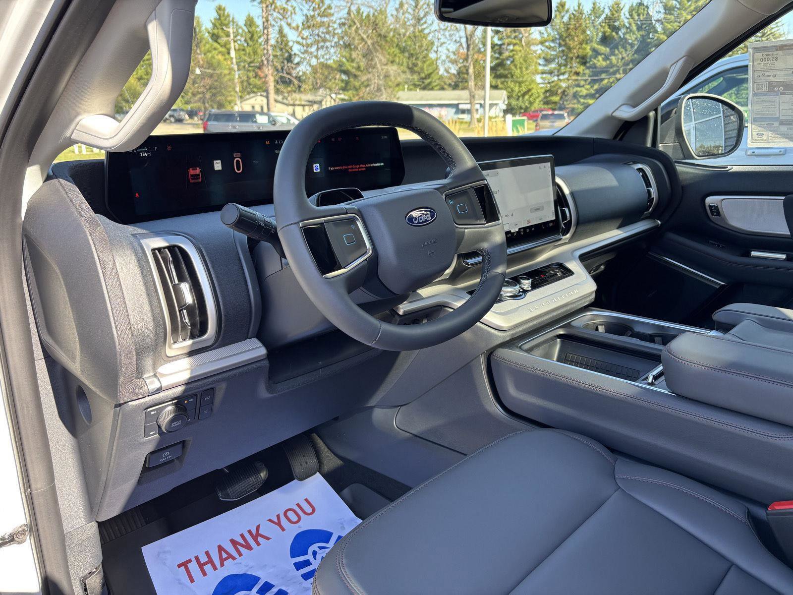 New 2025 Ford Expedition Active image 17