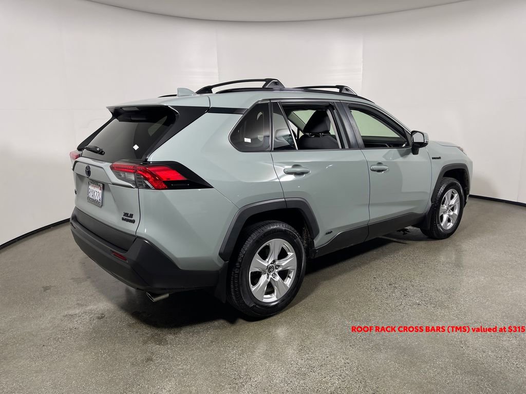 Certified 2021 Toyota RAV4 XLE w/ Convenience Package image 3