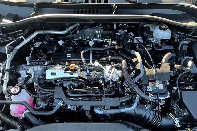 Used 2024 Toyota Corolla Cross AWD Hybrid w/ Moonroof Package image 32