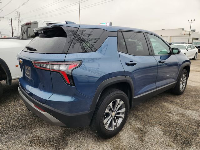 Used 2025 Chevrolet Equinox LT w/ Safety and Technology Package image 5