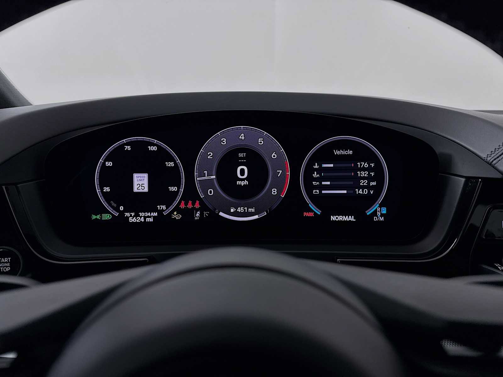 Certified 2025 Porsche Cayenne Coupe AWD/4WD image 16
