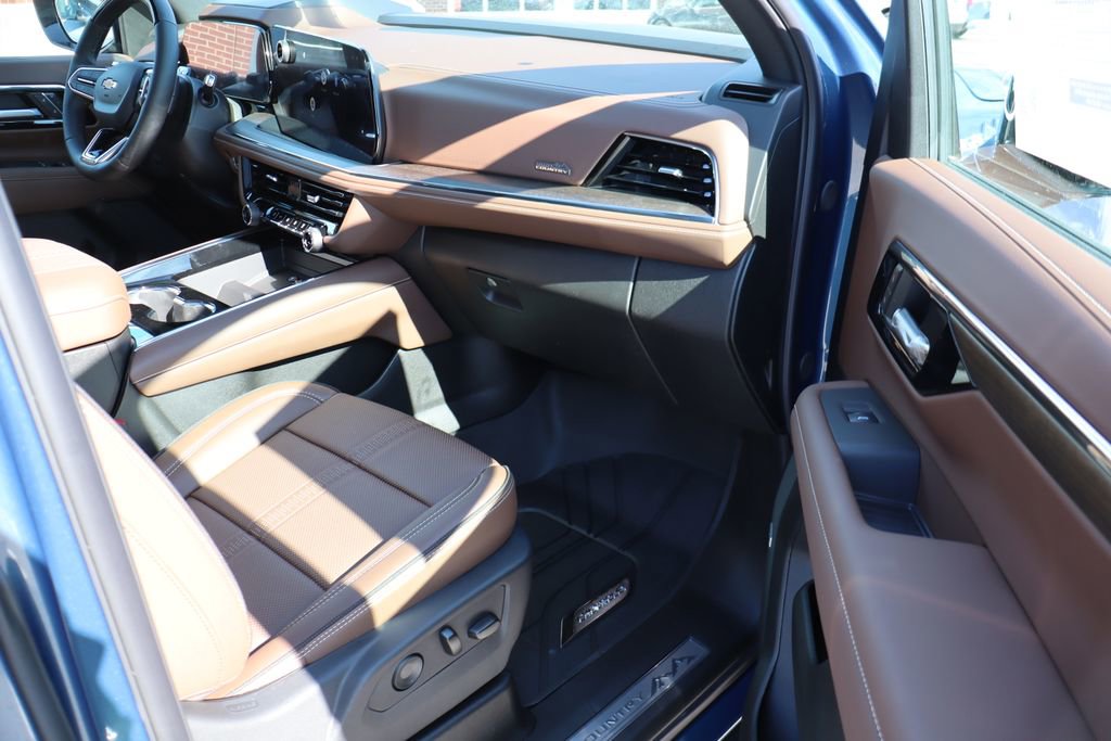 New 2026 Chevrolet Suburban High Country image 54