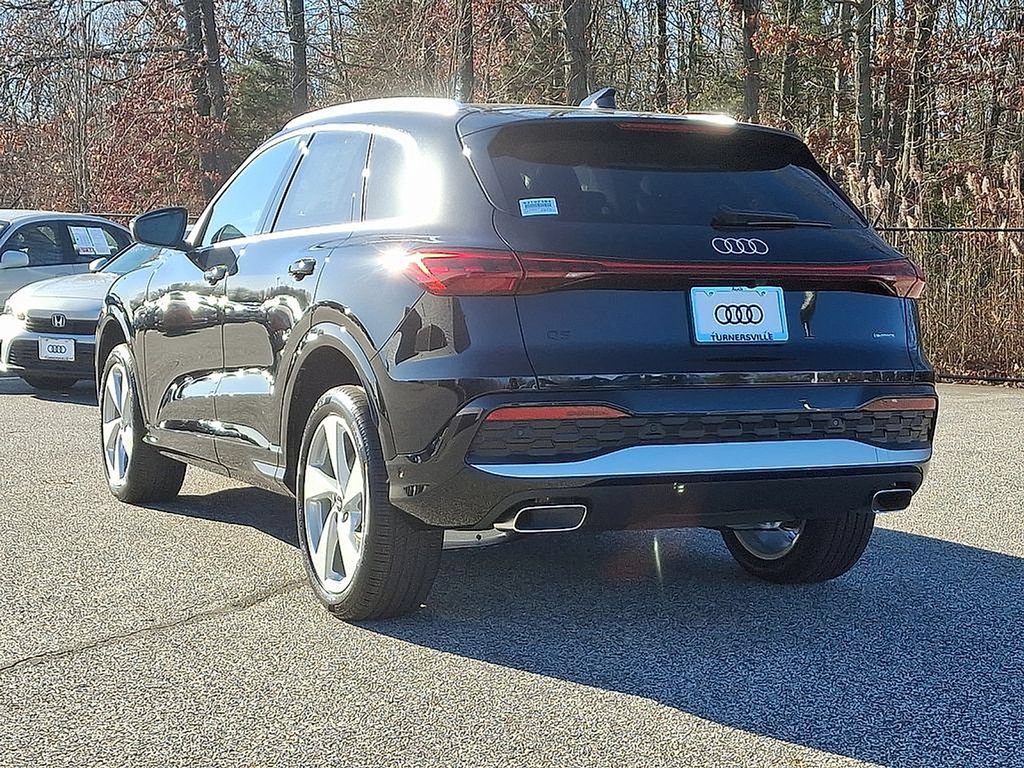 Used 2025 Audi Q5 Premium Plus AWD/4WD image 3