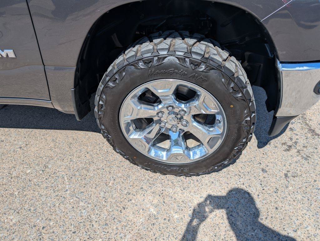 Used 2019 RAM 1500 Big Horn AWD/4WD image 9