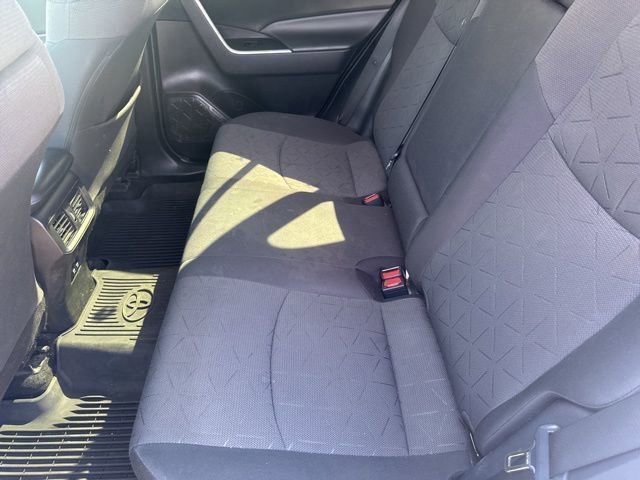 Used 2020 Toyota RAV4 XLE w/ Convenience Package image 10