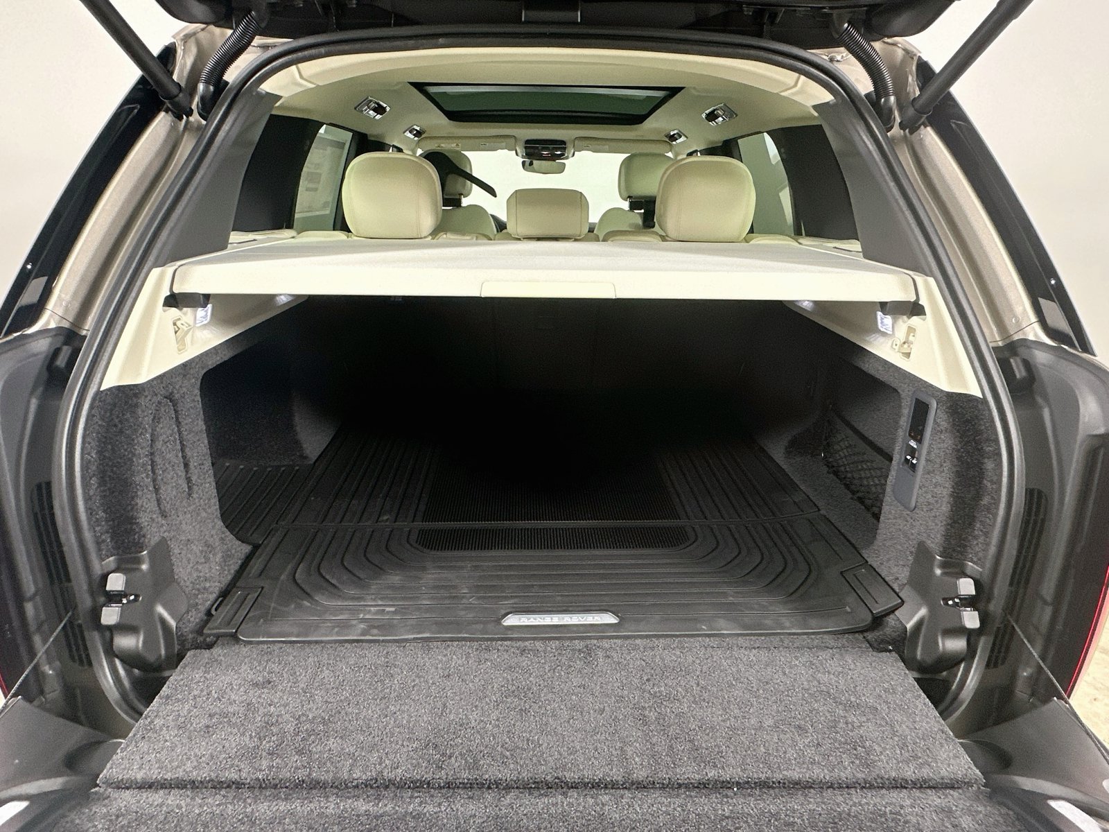 New 2027 Land Rover Range Rover SE AWD/4WD image 42