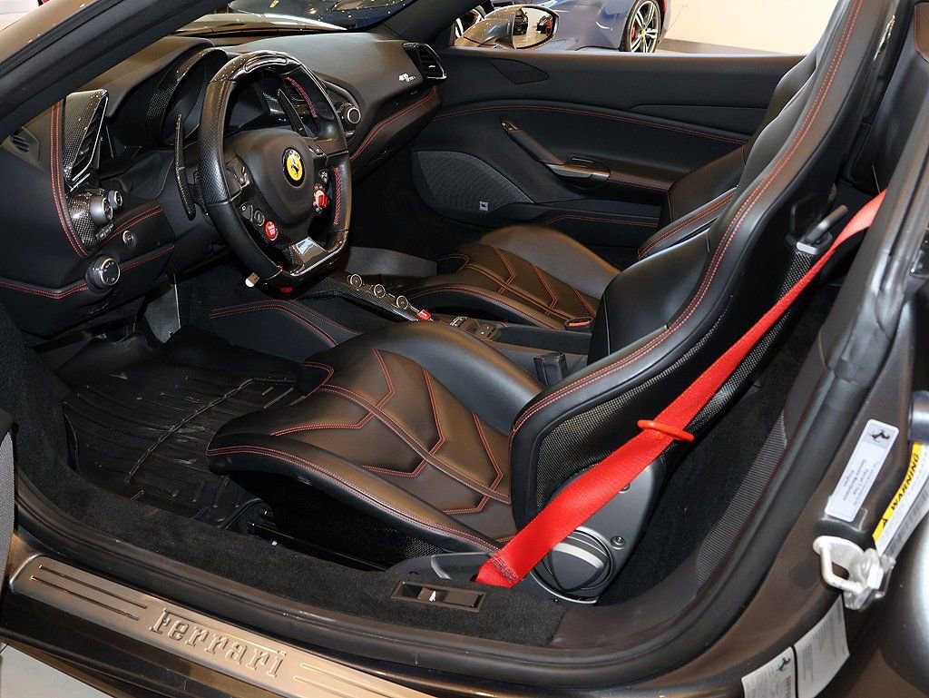 Certified 2019 Ferrari 488 Spider image 4