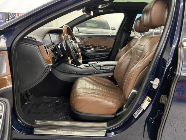 Used 2017 Mercedes-Benz S 550 4MATIC Sedan w/ Premium Package image 16