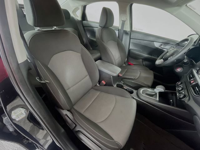 Used 2024 Kia Forte LXS image 27