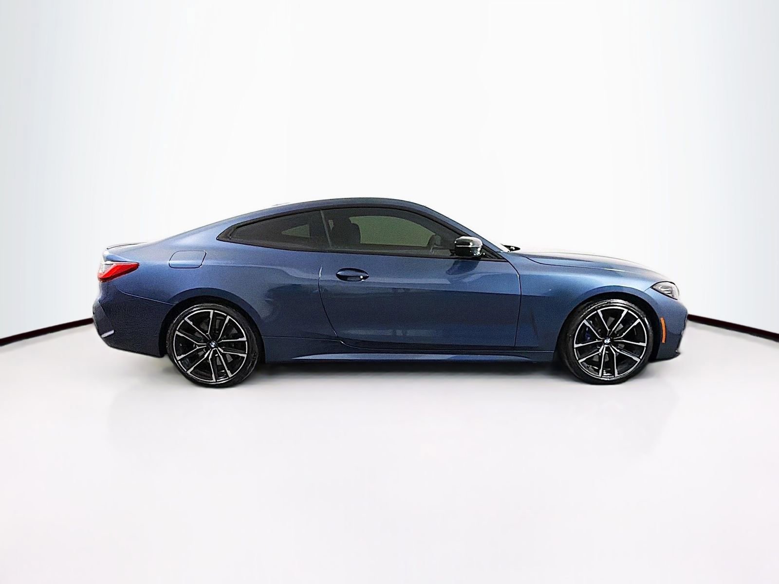 Used 2022 BMW 430i xDrive Coupe w/ M Sport Package image 8