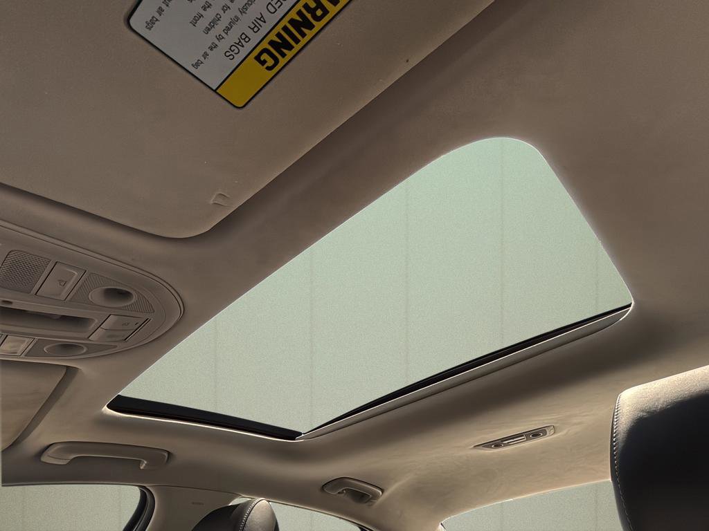 Used 2020 Genesis G70 2.0T w/ Prestige Package image 37