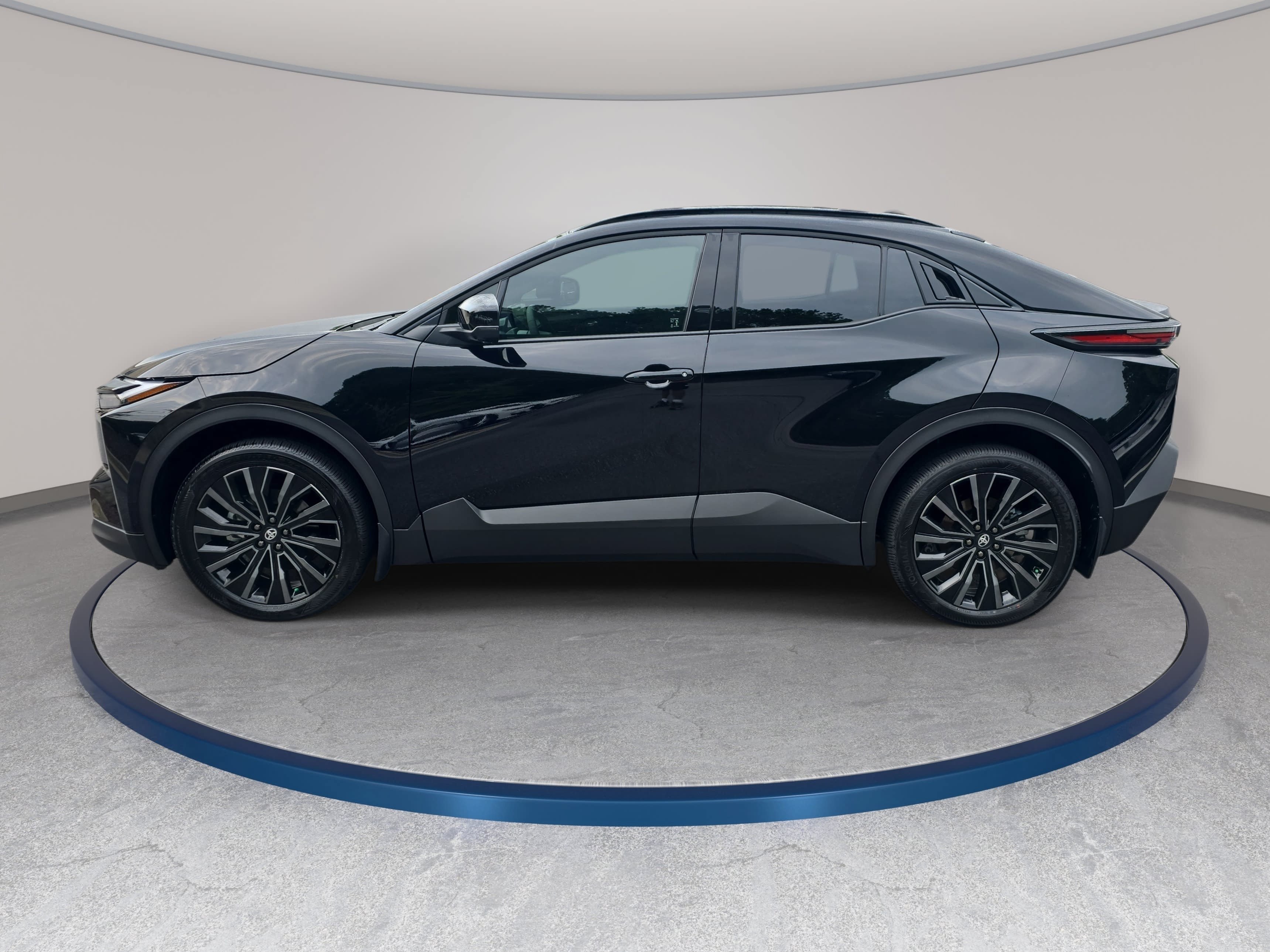 New 2026 Toyota C-HR AWD/4WD image 8