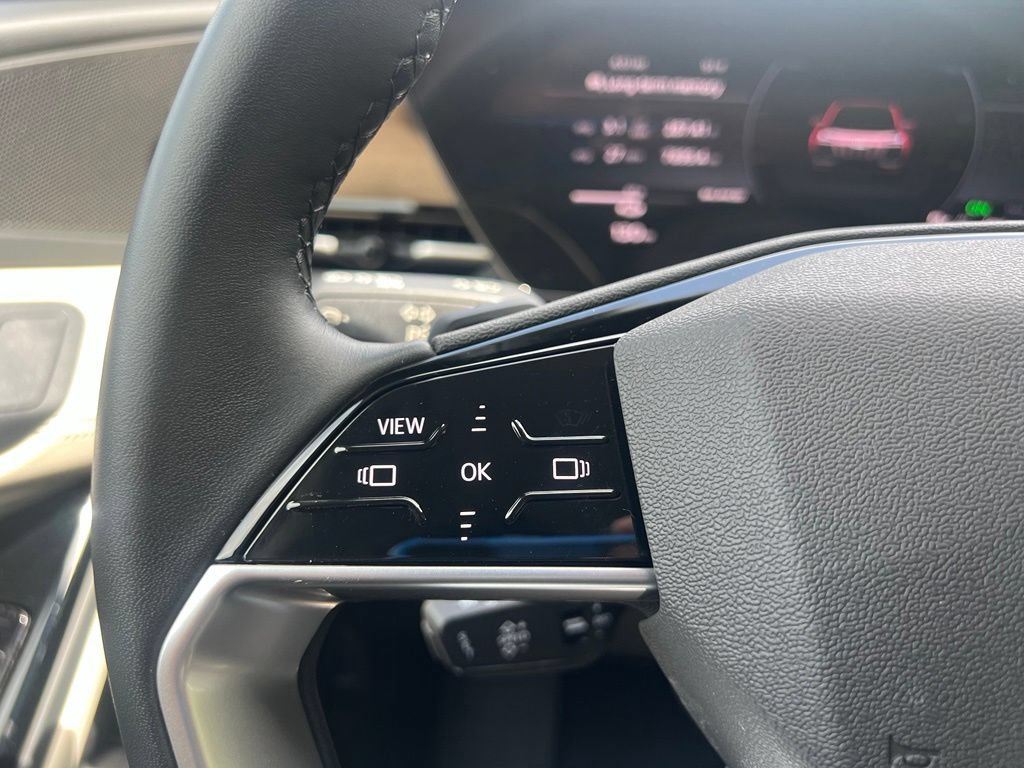 Used 2025 Audi Q6 e-tron Premium w/ Convenience Package RWD image 19