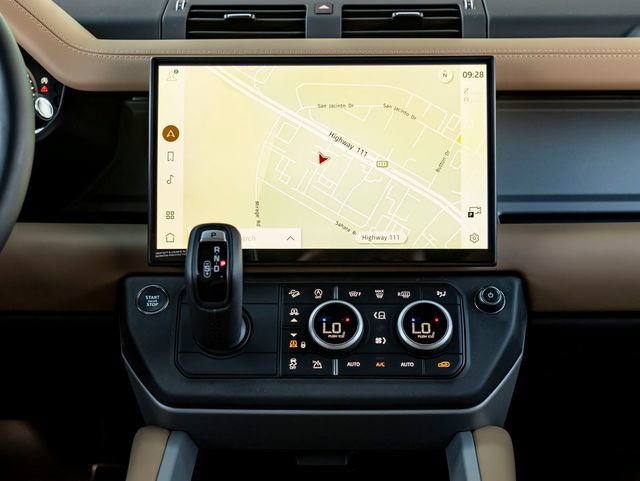 New 2026 Land Rover Defender 130 V8 AWD/4WD image 18