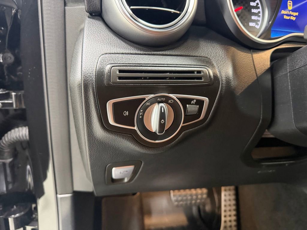 Used 2021 Mercedes-Benz GLC 43 AMG 4MATIC image 19