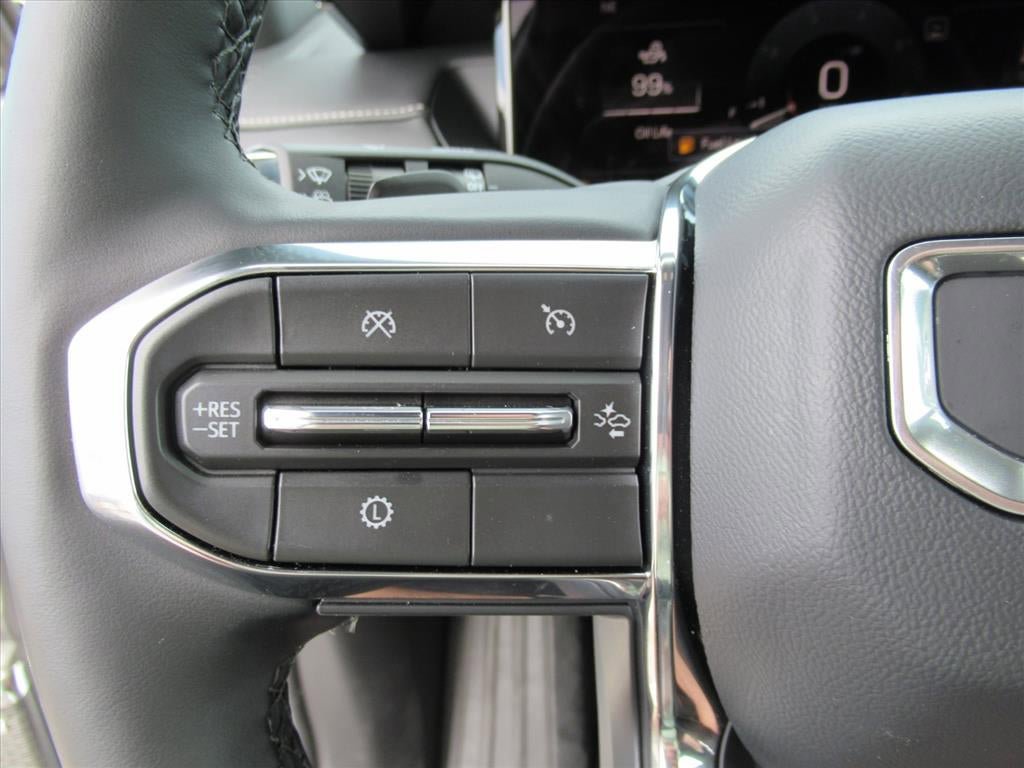 Used 2025 GMC Acadia Elevation FWD image 24