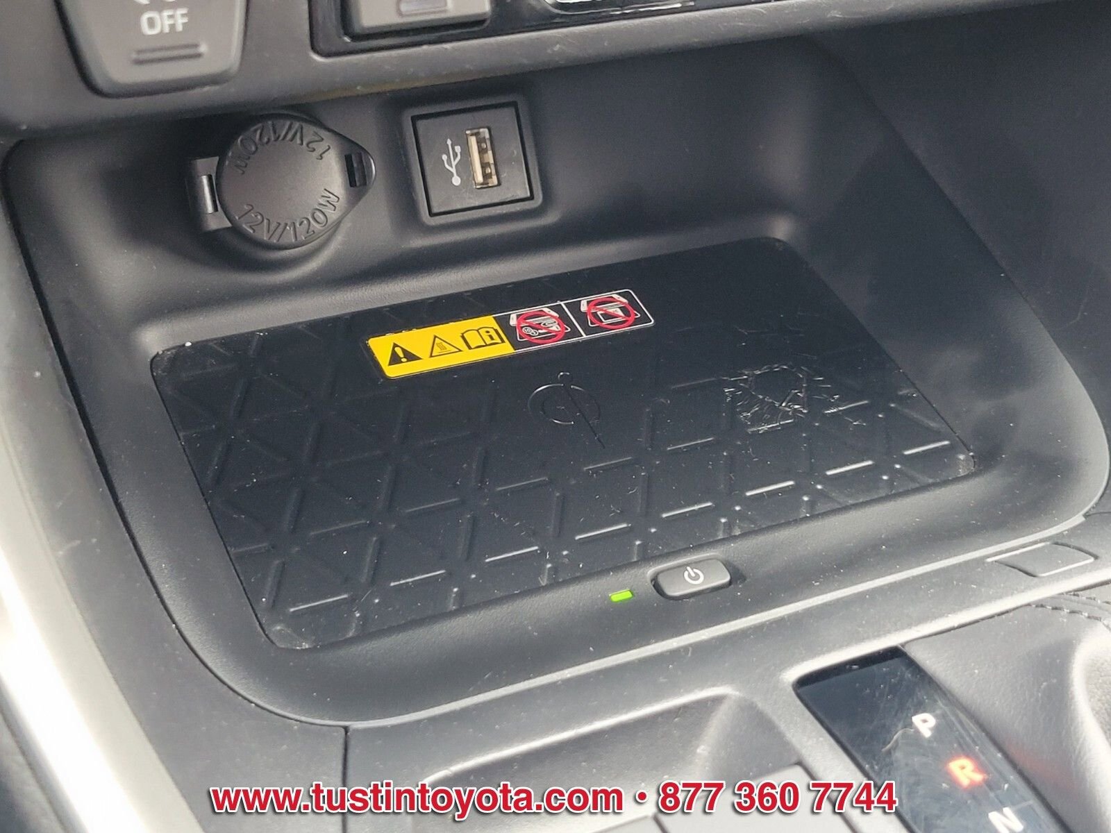 Used 2023 Toyota RAV4 XSE AWD/4WD image 24