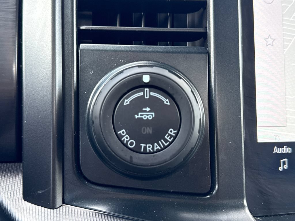 Used 2025 Ford F150 Lariat w/ Equipment Group 501A Mid AWD/4WD image 25