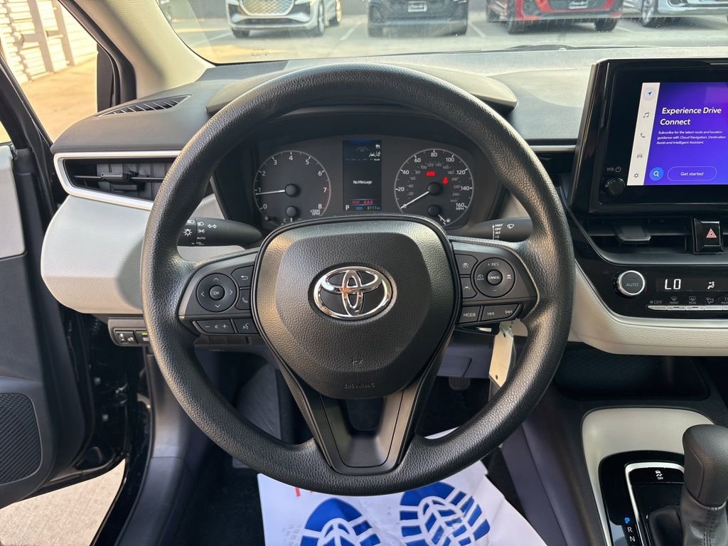 Used 2025 Toyota Corolla LE image 20