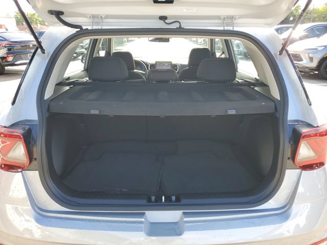 Used 2026 Hyundai Venue SEL FWD image 31