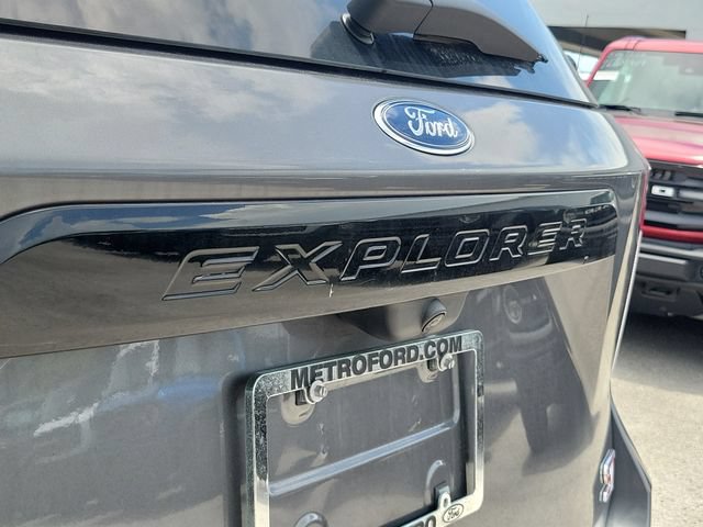 Certified 2024 Ford Explorer ST w/ Equipment Group 401A AWD/4WD image 6