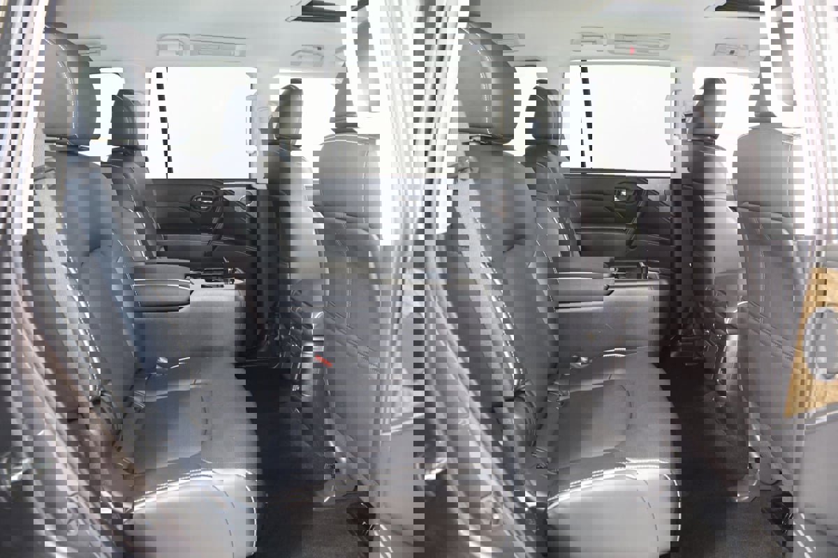 Used 2023 INFINITI QX80 Premium Select w/ All-Season Package image 15