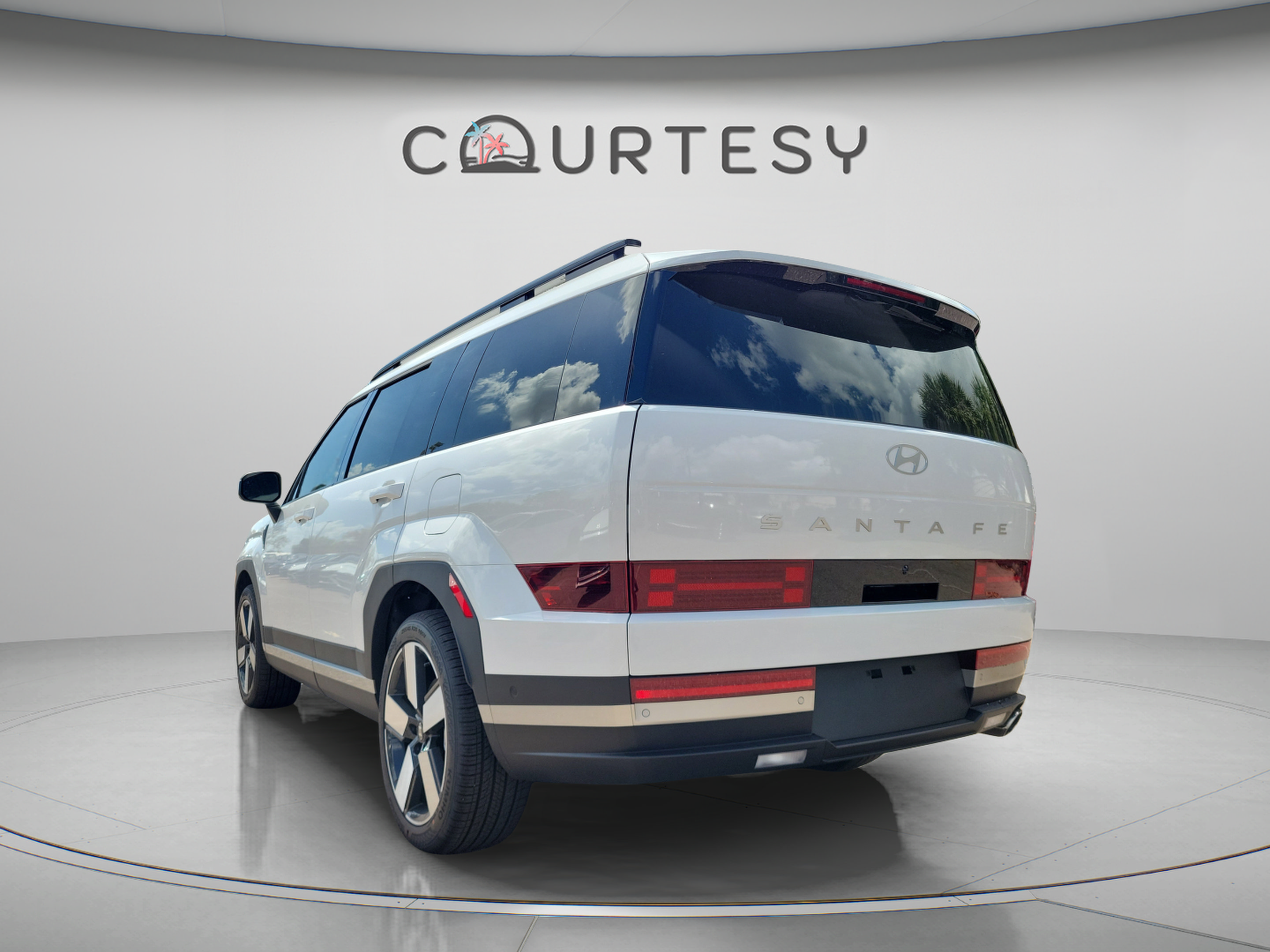 Certified 2026 Hyundai Santa Fe Limited FWD image 2