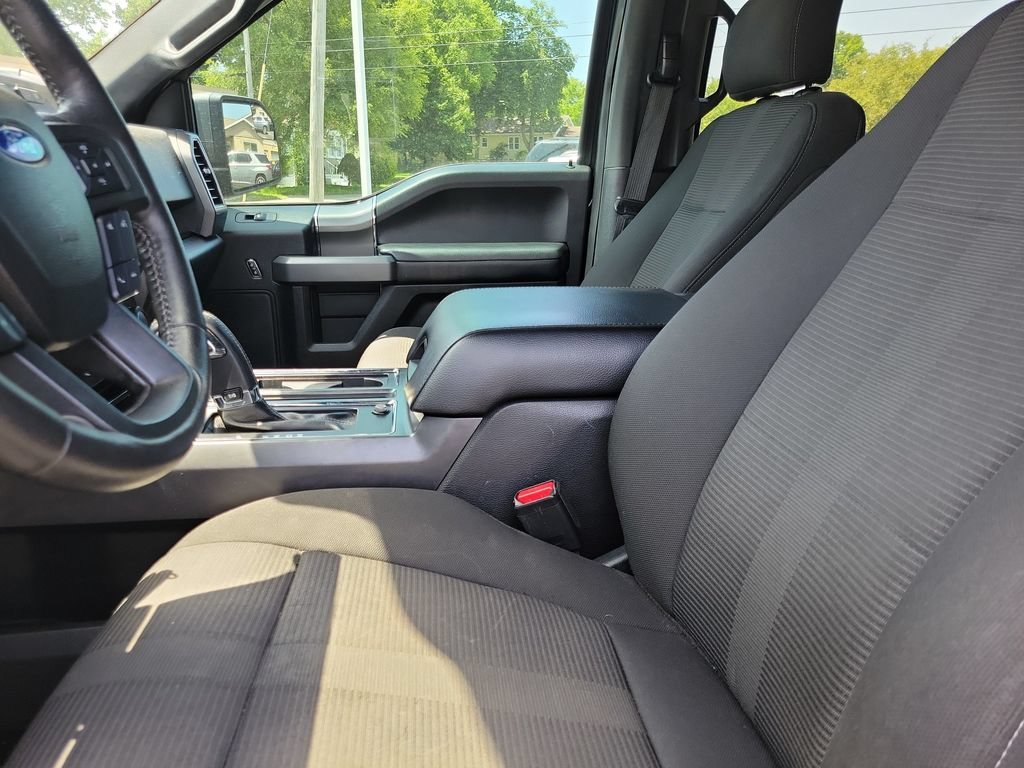 Used 2017 Ford F150 XLT w/ Equipment Group 302A Luxury AWD/4WD image 20