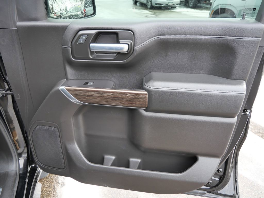 Used 2020 Chevrolet Silverado 1500 LT image 13