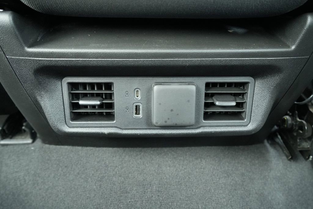 Used 2022 Chevrolet Silverado 1500 LT image 18