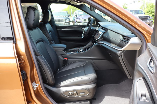 New 2026 Jeep Grand Cherokee Limited AWD/4WD image 49