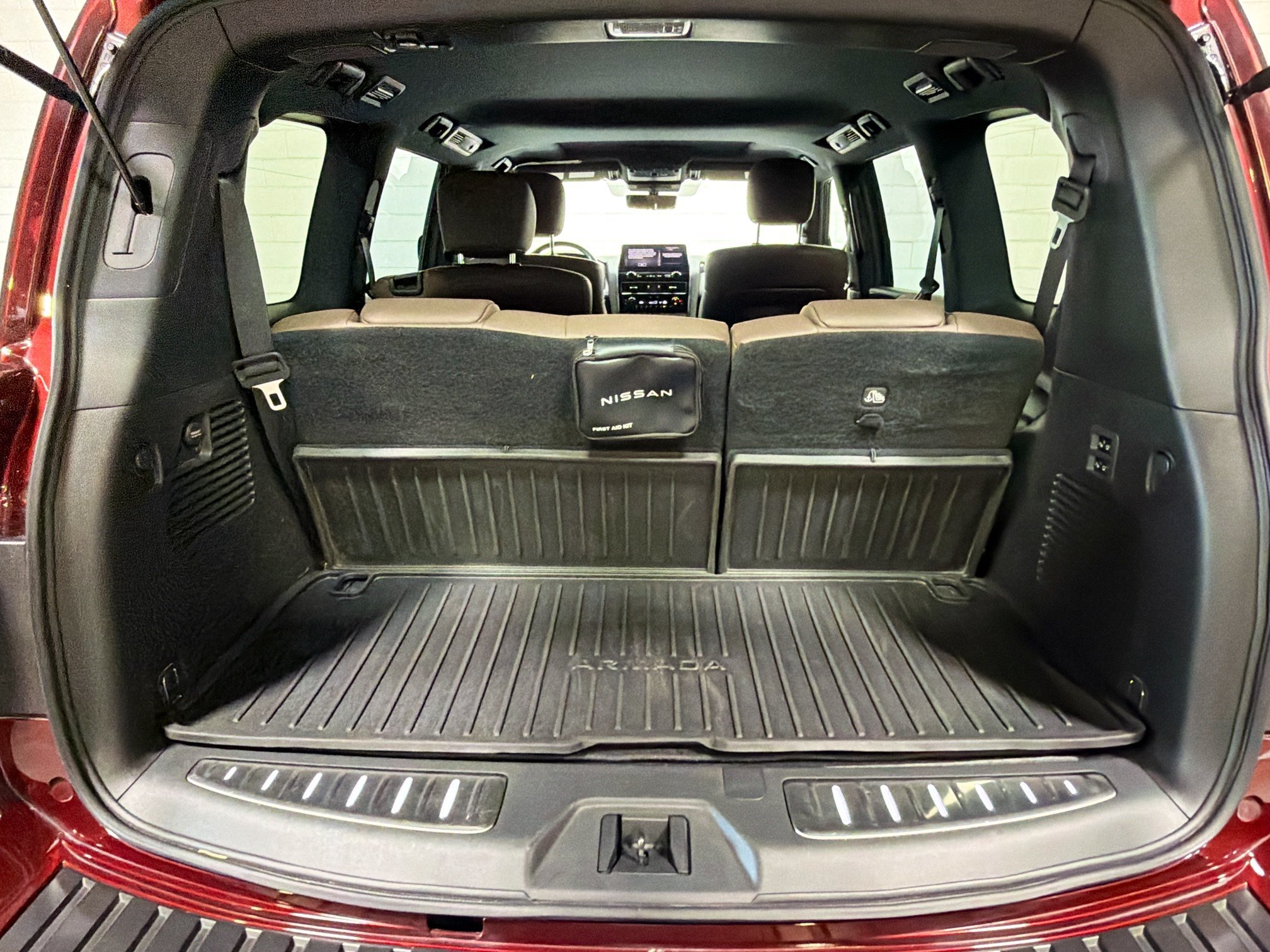 Used 2024 Nissan Armada Platinum w/ Captain's Chairs Package AWD/4WD image 13