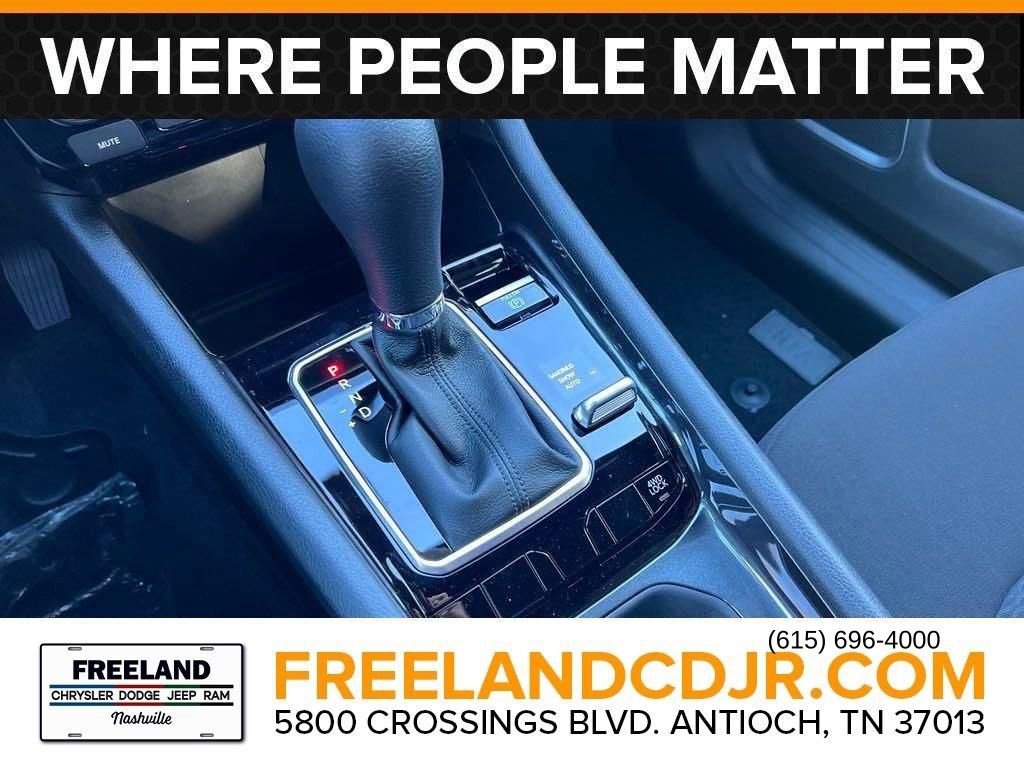 New 2025 Jeep Compass Sport image 14