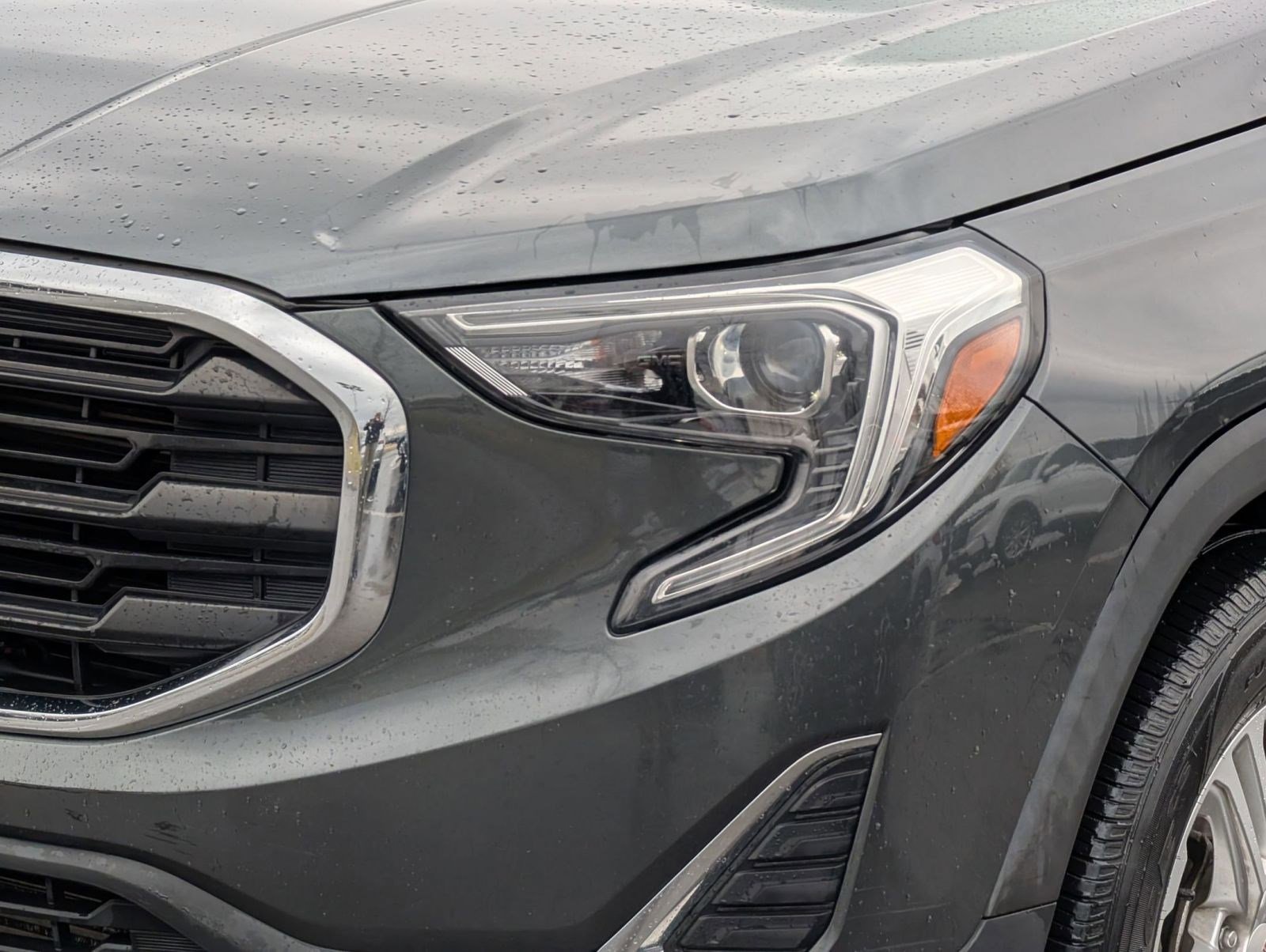 Used 2018 GMC Terrain SLE w/ Driver Convenience Package image 11