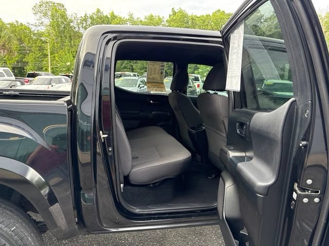 Used 2017 Toyota Tacoma TRD Sport w/ Tow Package (A/T) AWD/4WD image 27