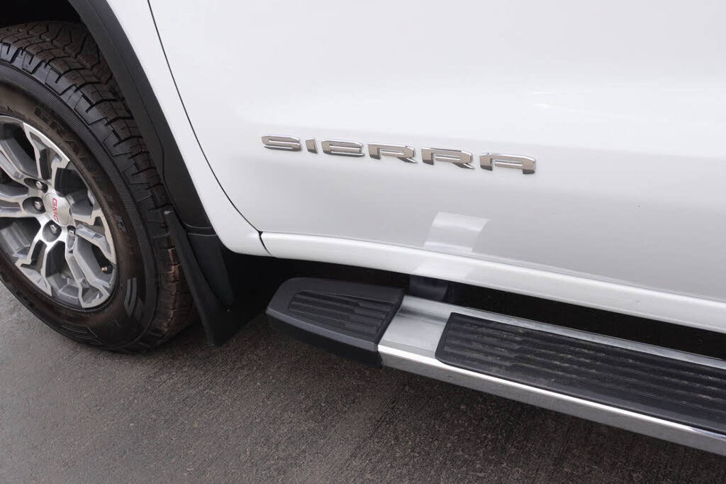 Used 2023 GMC Sierra 1500 SLE w/ X31 Off-Road Package AWD/4WD image 13