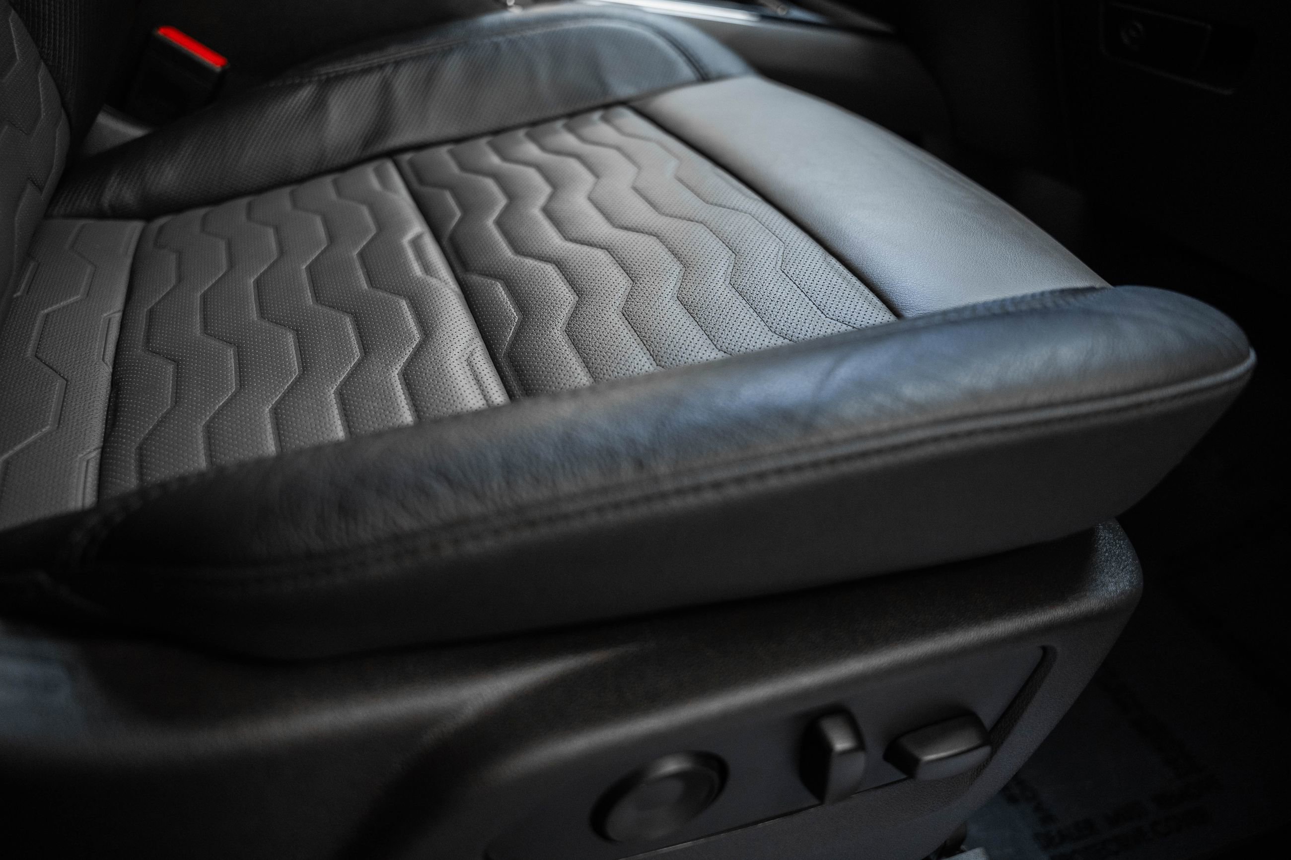 Used 2024 Chevrolet Silverado 1500 ZR2 image 41