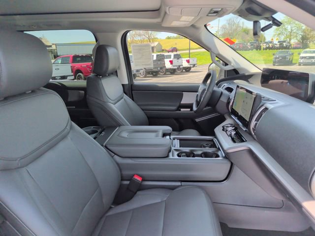 New 2026 Ford Expedition Active AWD/4WD image 9