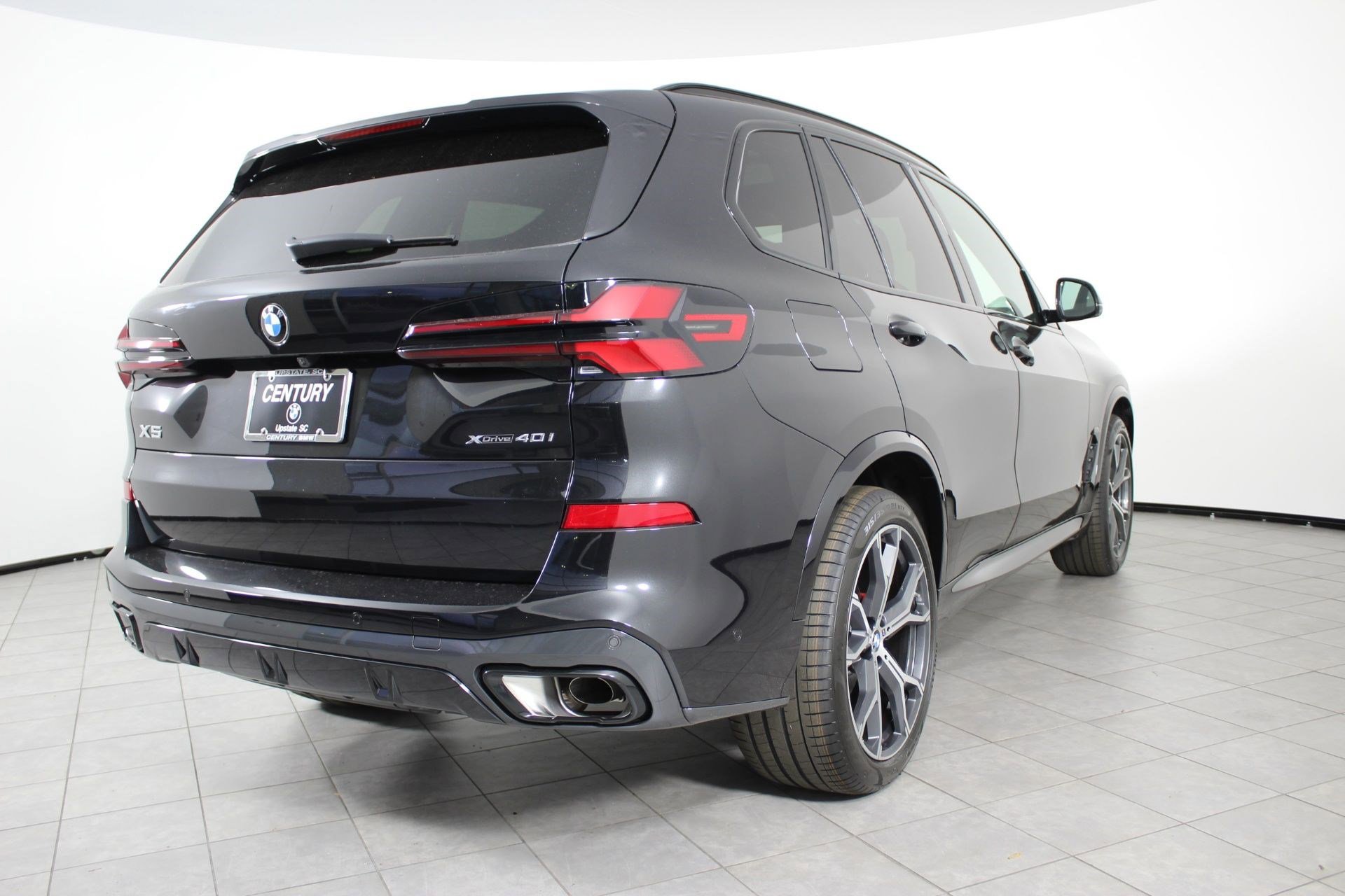 New 2026 BMW X5 xDrive40i w/ M Sport Package AWD/4WD image 9