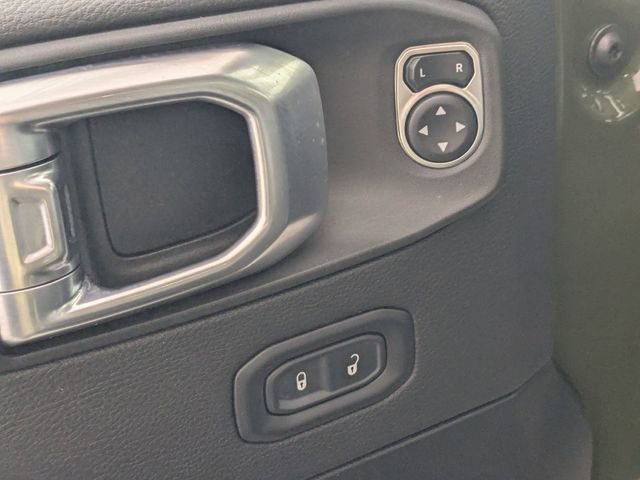 Used 2021 Jeep Gladiator Mojave image 11