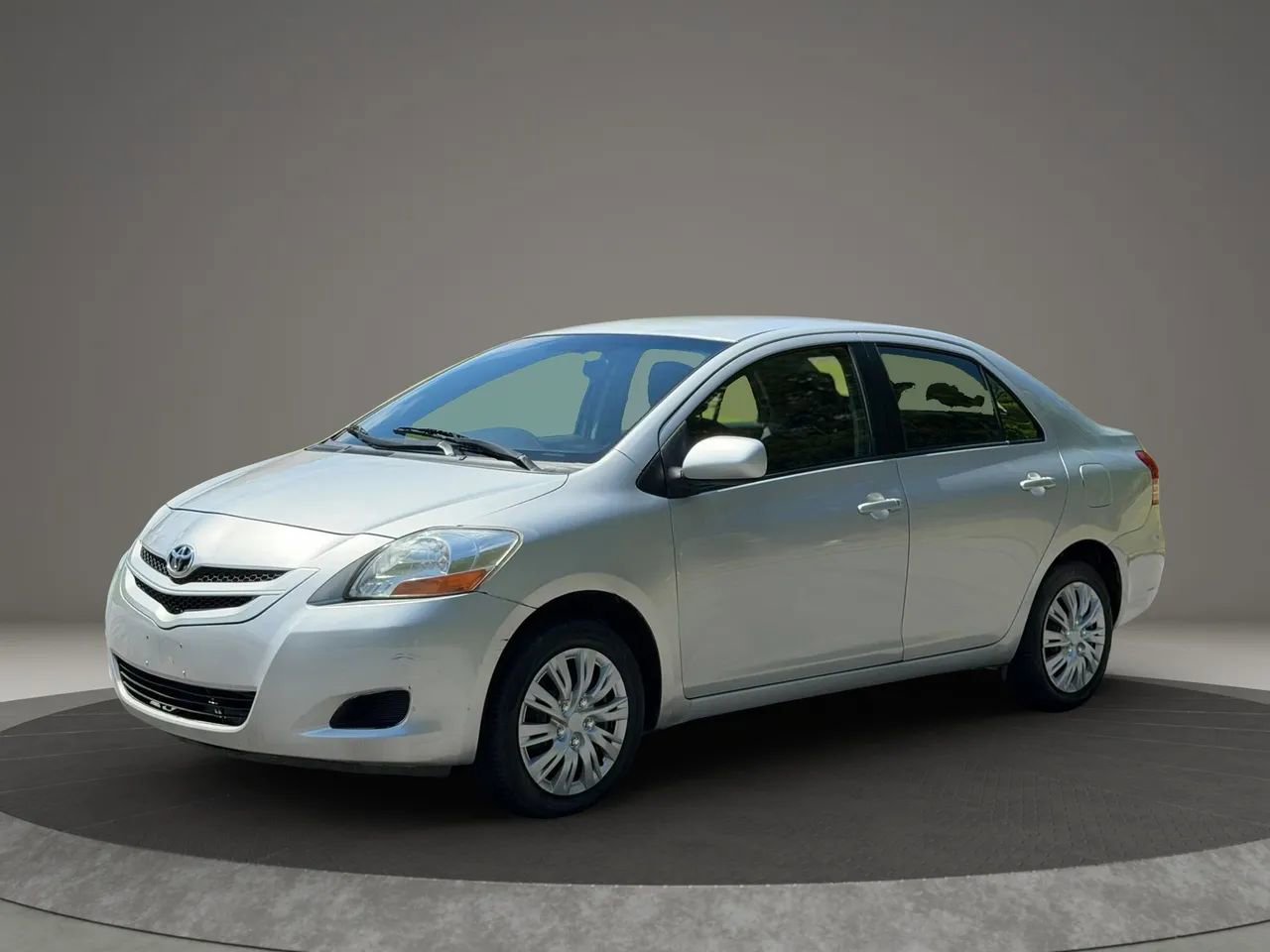 Used 2008 Toyota Yaris S FWD image 1