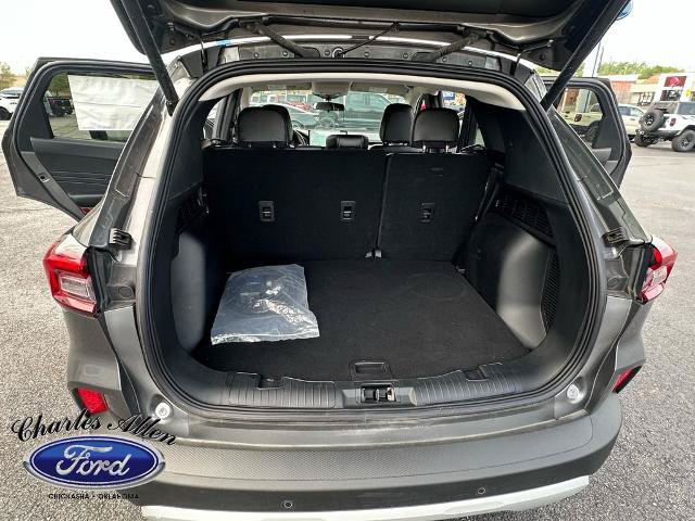 New 2025 Ford Escape SE FWD image 15